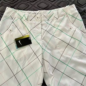 WOMEN'S NIKE DRI-FIT SHORTS, SIZE: 10, COLOR: white, green, pink, black